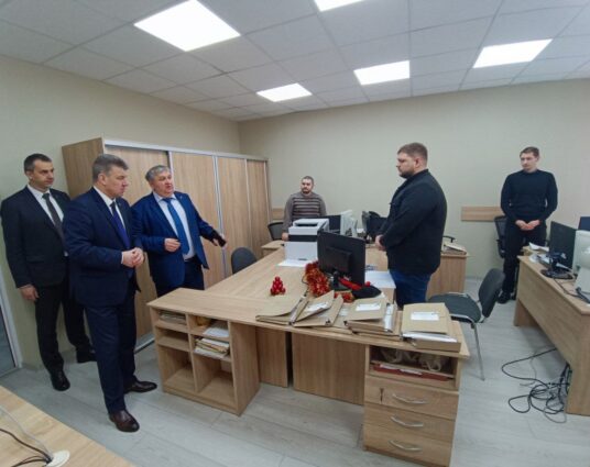 Министр лесного хозяйства Александр Кулик посетил  Проектно-изыскательское республиканское унитарное предприятие «Белгипролес»