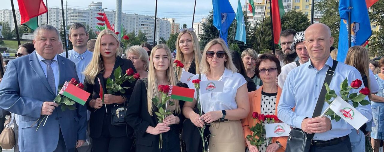 Участие представителей трудового коллектива УП "Белгипролес" в праздничных мероприятиях ко Дню города