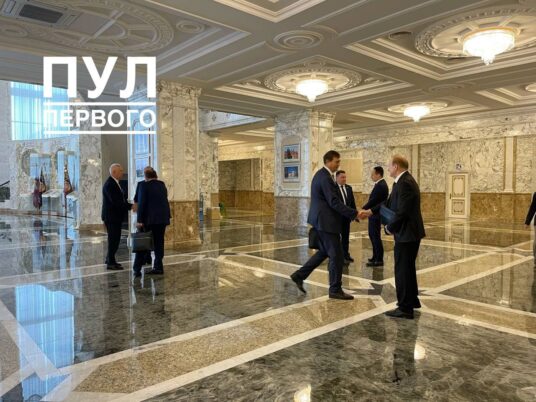 ❗️Первый сегодня собирает во Дворце совещание с Совмином❗️